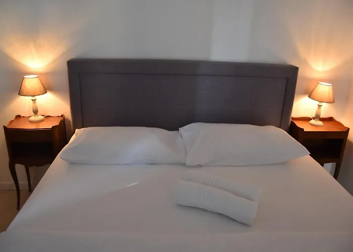 Centre- Superbe 100m2 - 10 Mn A Pied De La ! * 尼斯