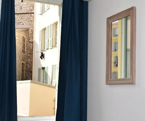 Centre- Superbe 100m2 - 10 Mn A Pied De La !