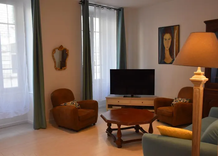 شقة Centre- Superbe 100m2 - 10 Mn A Pied De La !